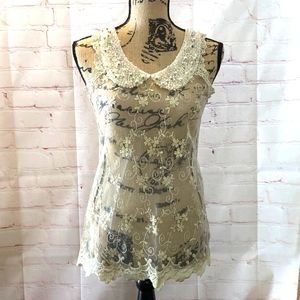 Elegante Lace Blouse